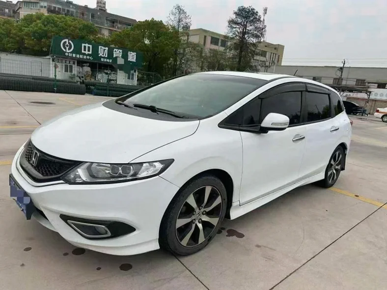 本田杰德 正面外观三