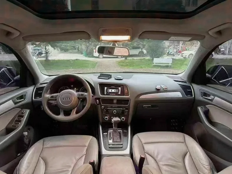 奥迪Q5 后面外观二