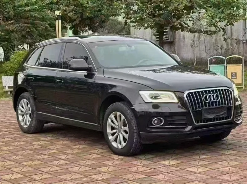 奥迪Q5 正面外观二