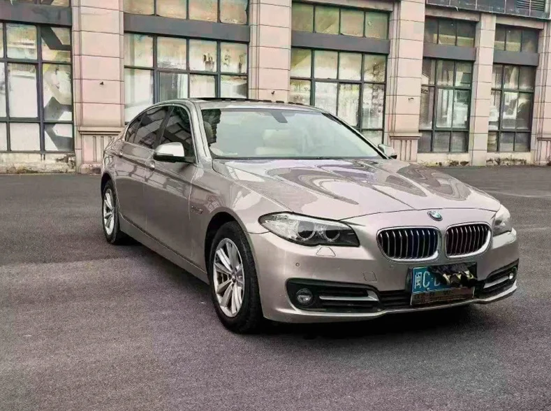 宝马5系 正面外观三