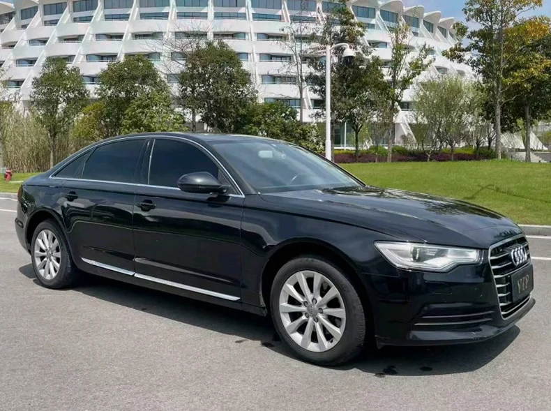 奥迪A6L 正面外观三