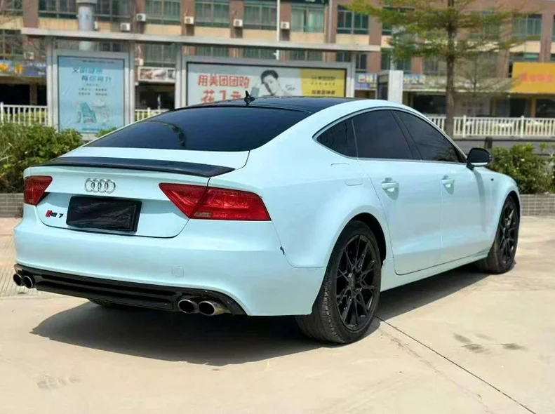 奥迪A7L 内饰后排