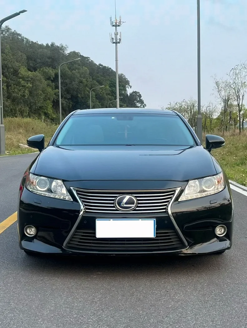 15年雷克萨斯ES300H油电混合高配