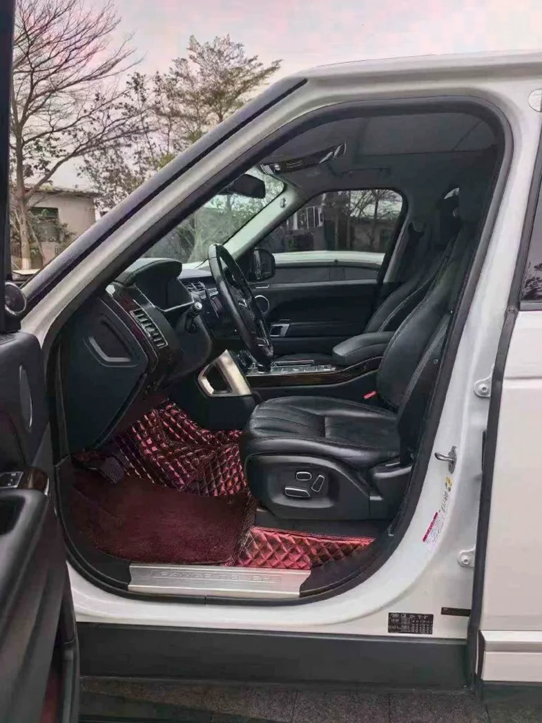 路虎揽胜行政 内饰前排