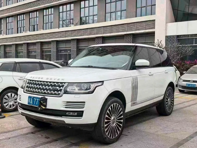 路虎揽胜行政 正面外观三