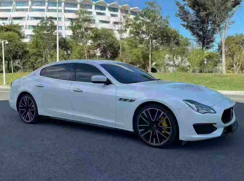 玛莎拉蒂总裁 正面外观二