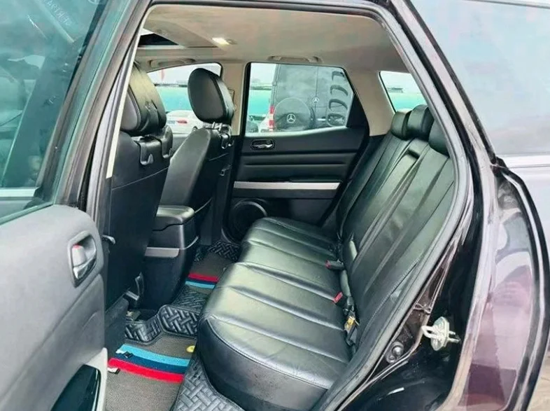 马自达CX-7 后面外观三