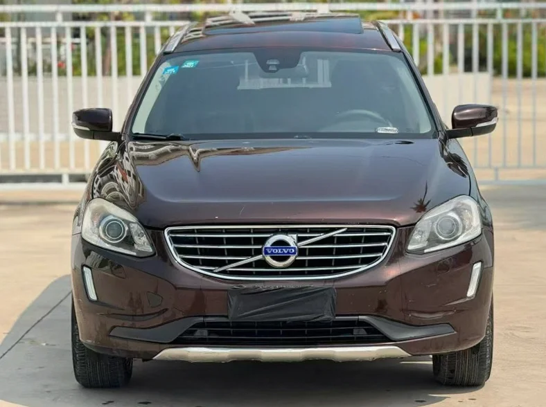 15年沃尔沃XC60 2.0T自动高配