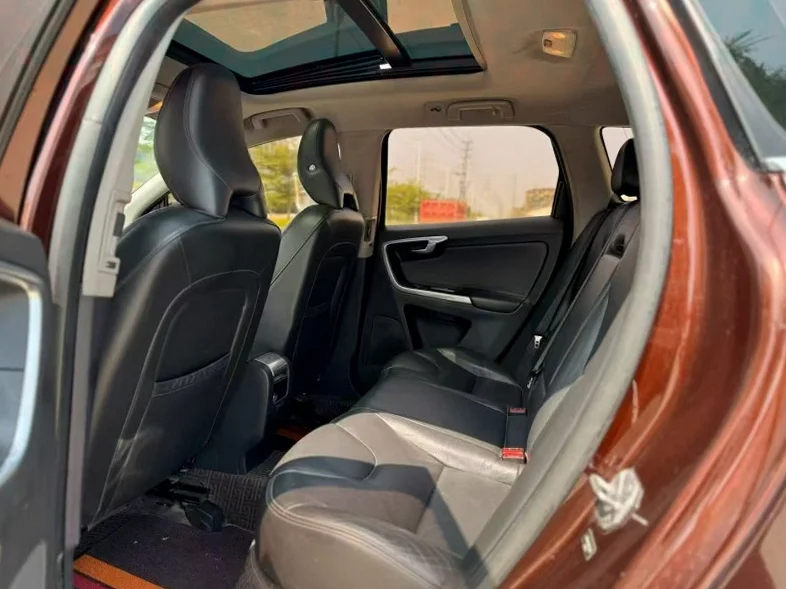 沃尔沃XC60 后面外观二