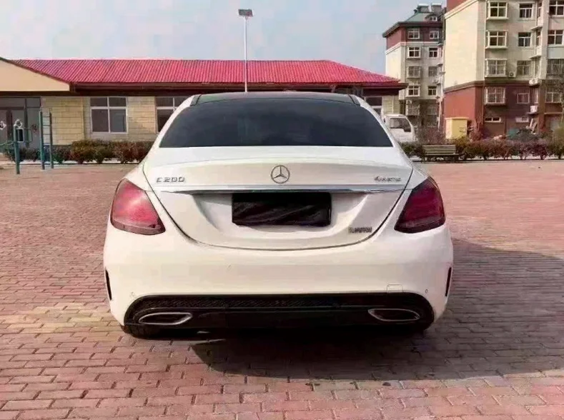 奔驰C 内饰后排