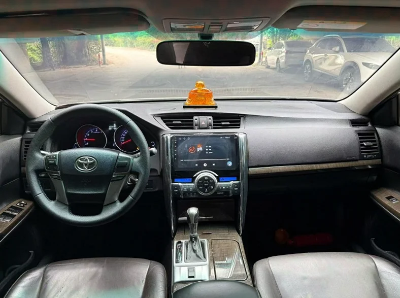 丰田锐志 后面外观二