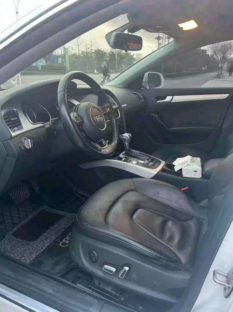 奥迪A5 正面外观二