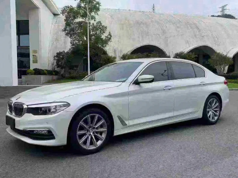 宝马5系 正面外观二