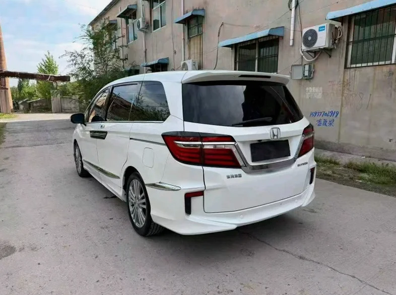 本田艾力绅 驾驶室