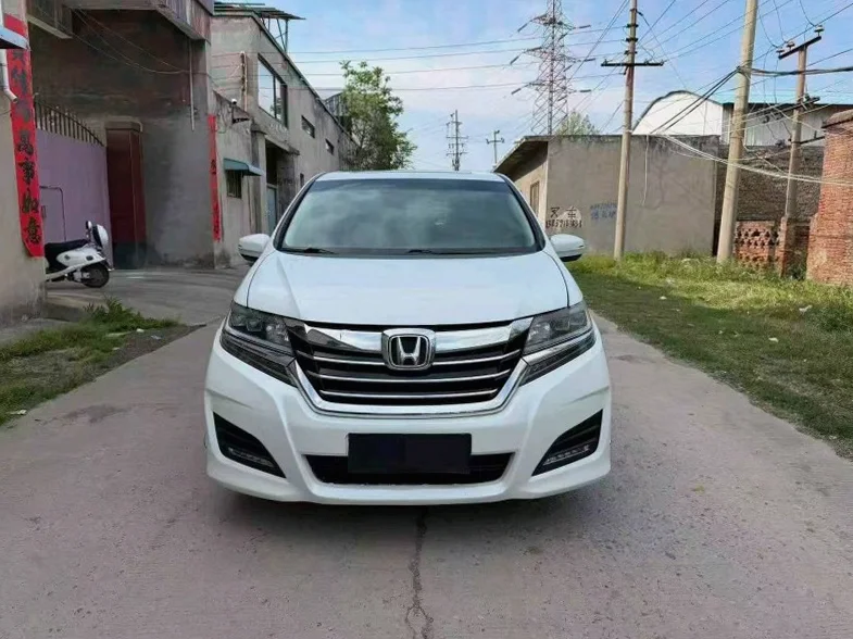 17年本田艾力绅豪华版