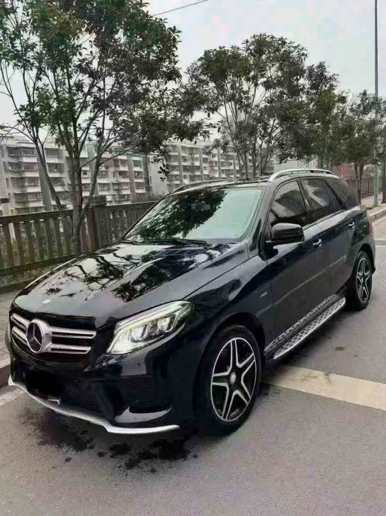 奔驰GLE 正面外观二