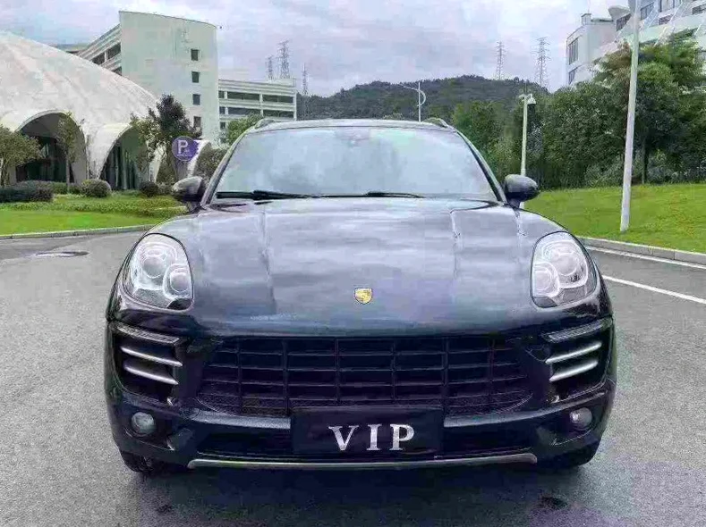 17年保时捷Macan 2.0T高配