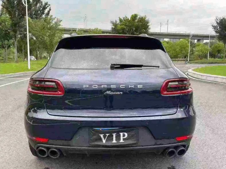 保时捷Macan 内饰前排