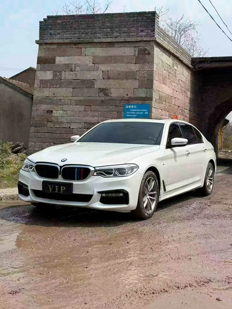 宝马5系 正面外观二