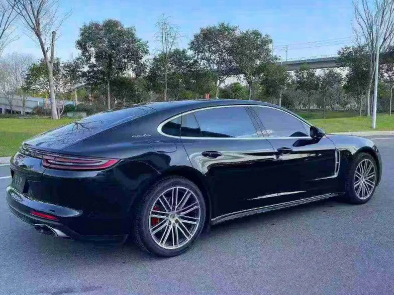 保时捷帕拉梅拉 内饰前排