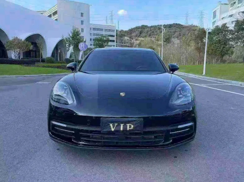 18年保时捷帕拉梅拉行政加长版