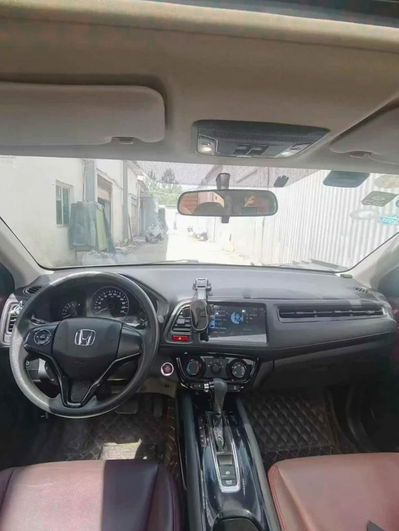 本田缤智 后面外观二