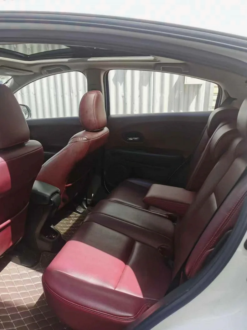 本田缤智 后面外观三