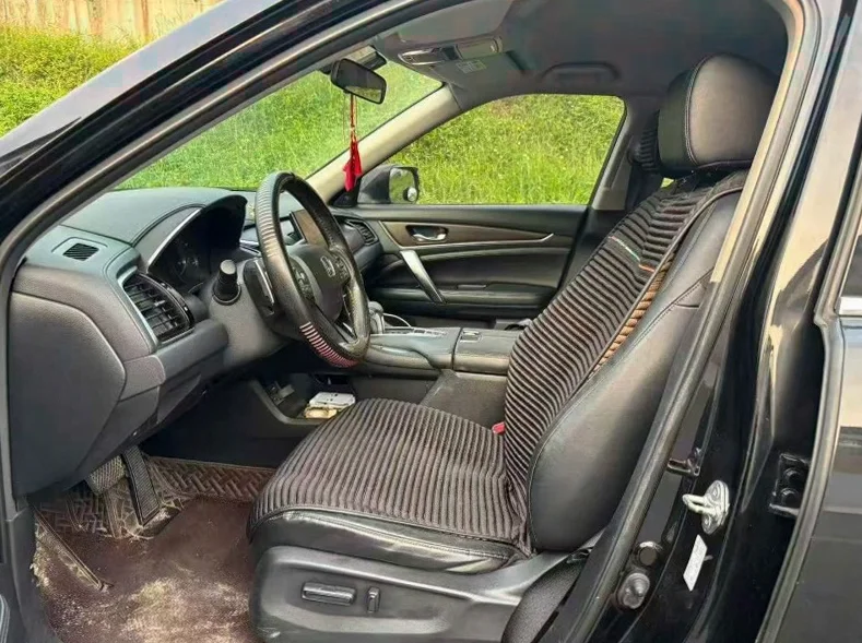 本田冠道 后面外观一