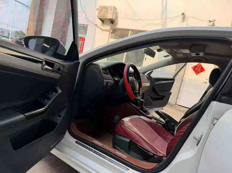 大众速腾 后面外观一