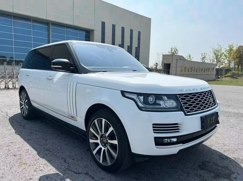 路虎揽胜行政 正面外观三