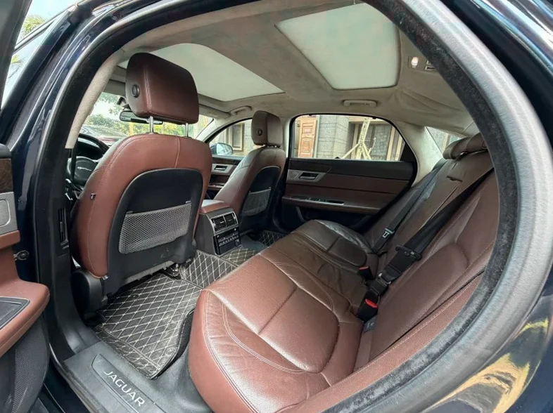 捷豹XFL 后面外观二