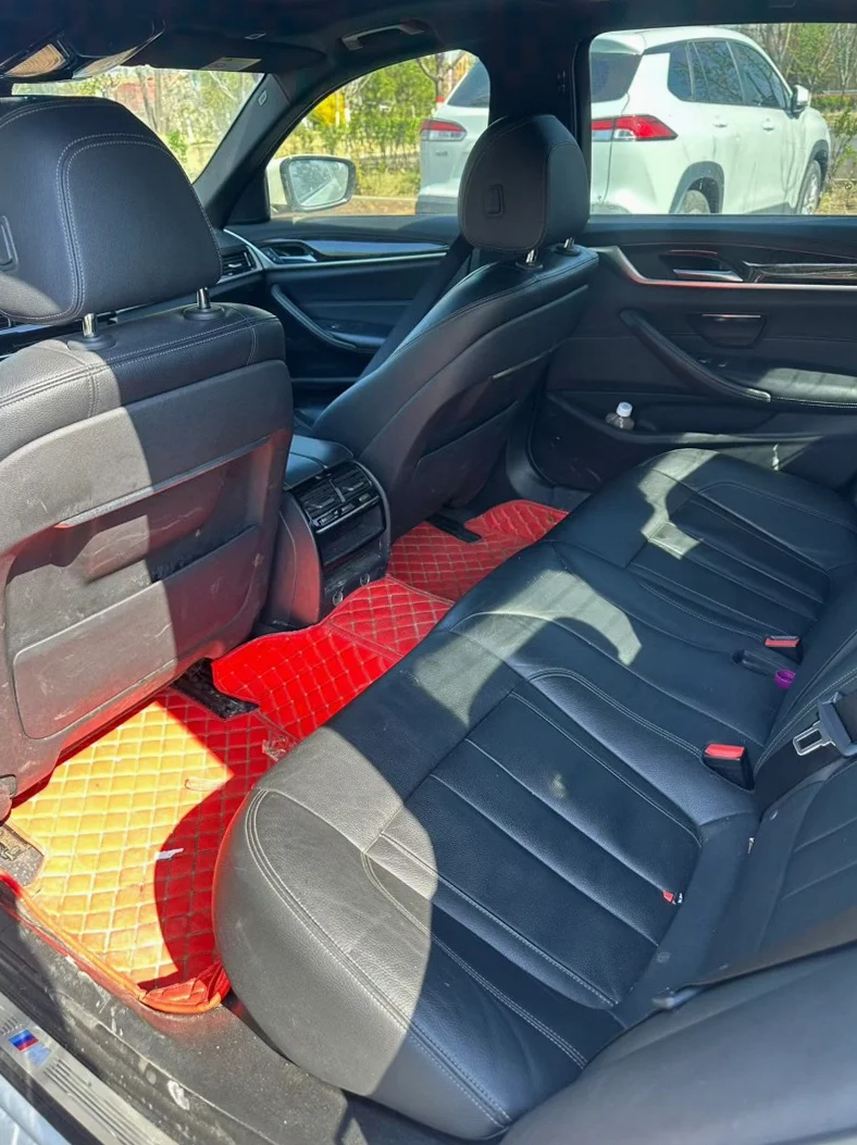 宝马5系 后面外观三