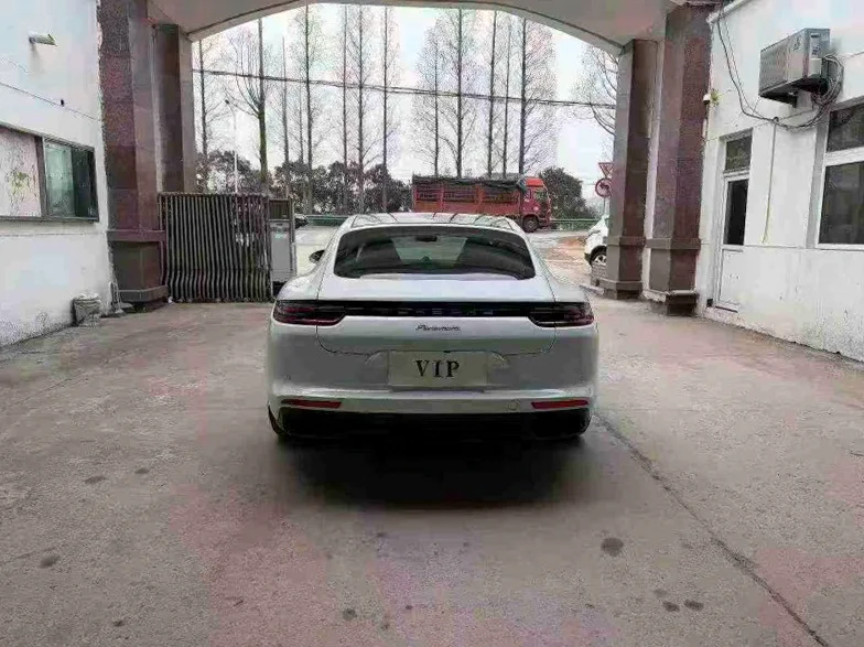 保时捷帕拉梅拉 驾驶室