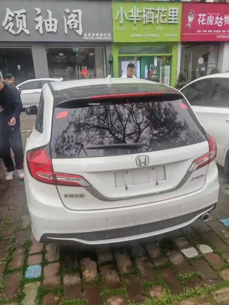 本田杰德 正面外观三