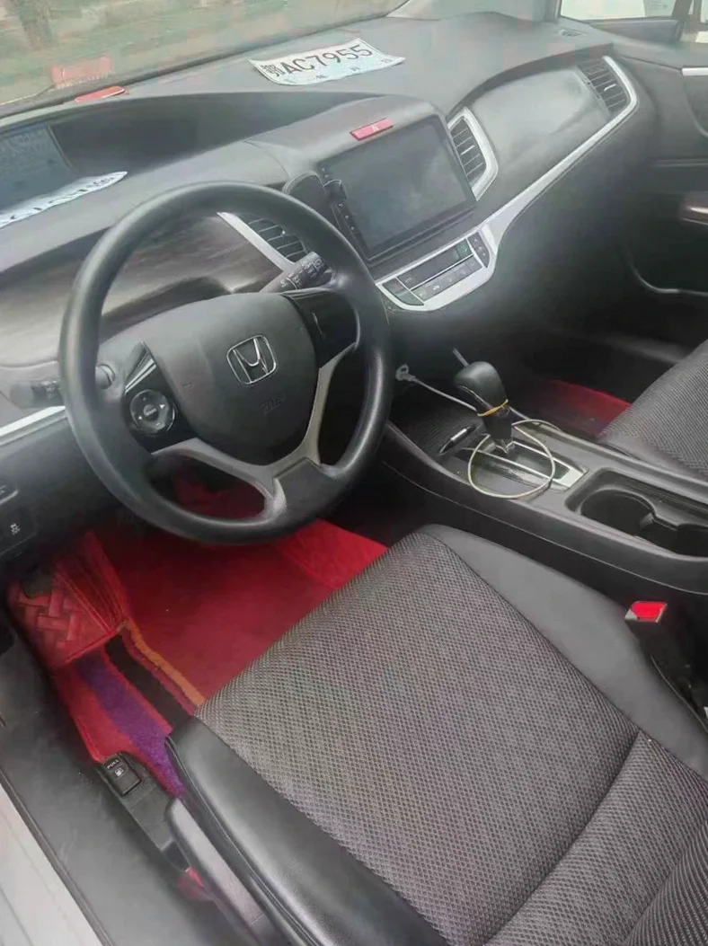 本田杰德 正面外观二