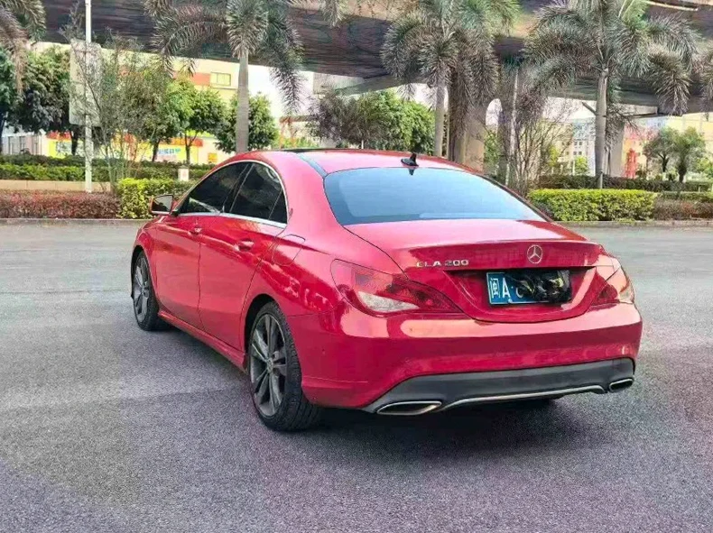 奔驰CLA 内饰前排