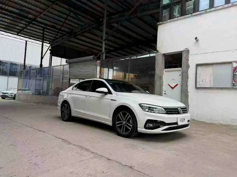 大众凌渡 正面外观三