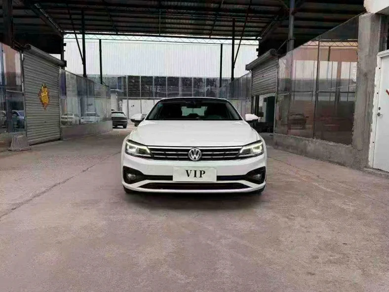 19年大众凌渡280TSI DSG豪华版