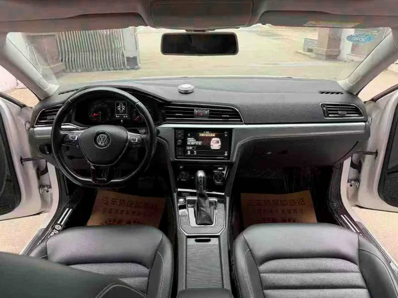 大众凌渡 后面外观二