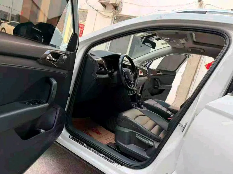 大众途岳 后面外观一