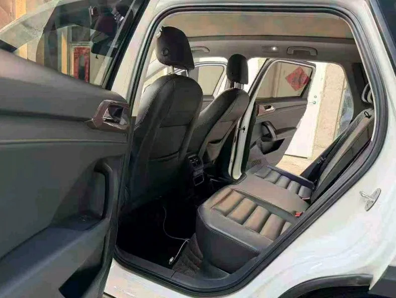 大众途岳 内饰前排