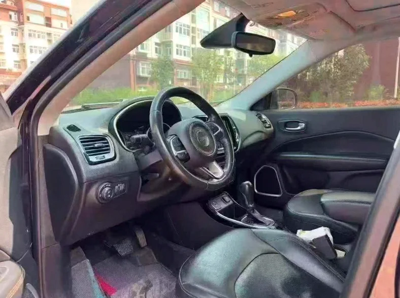 Jeep指南者 后面外观二