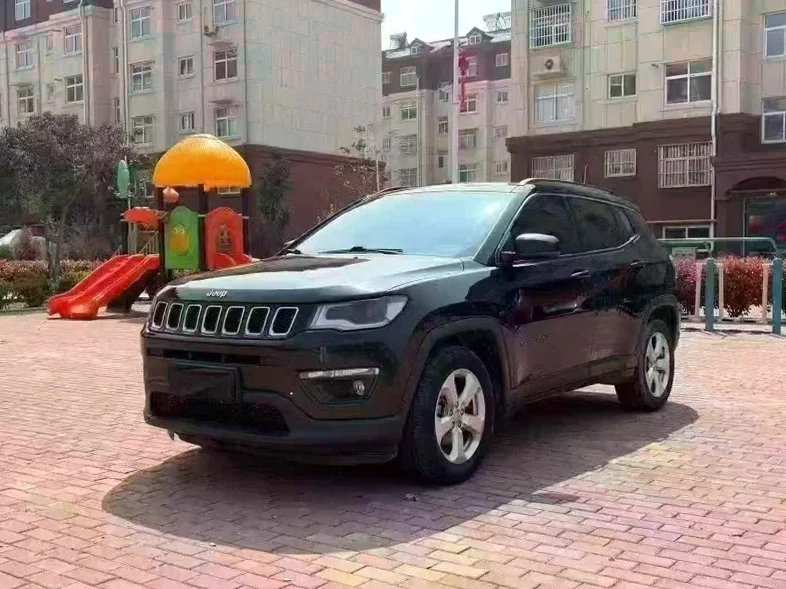 Jeep指南者 正面外观二