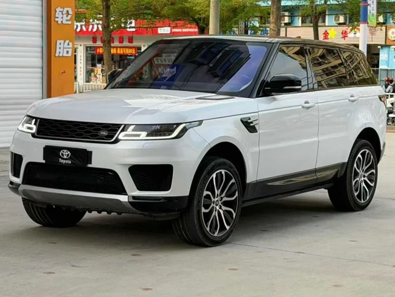 路虎揽胜运动 正面外观二