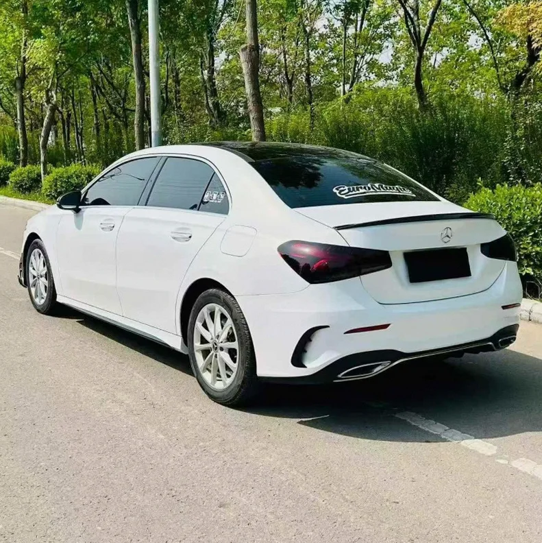 奔驰A 内饰后排