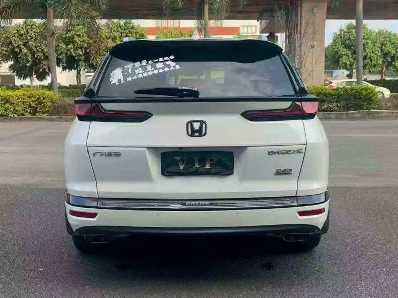 本田皓影 后面外观三