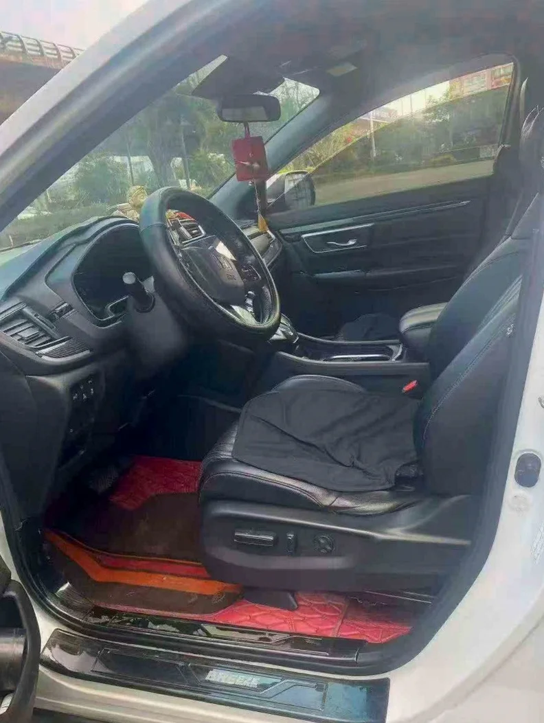 本田皓影 后面外观一