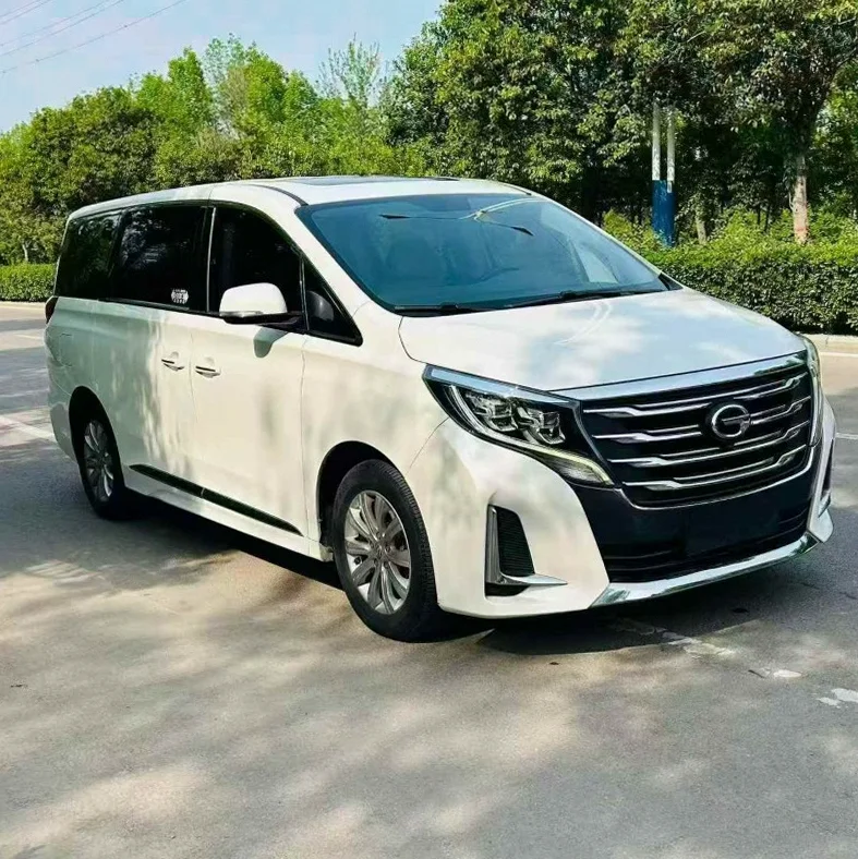 传祺M8 正面外观二