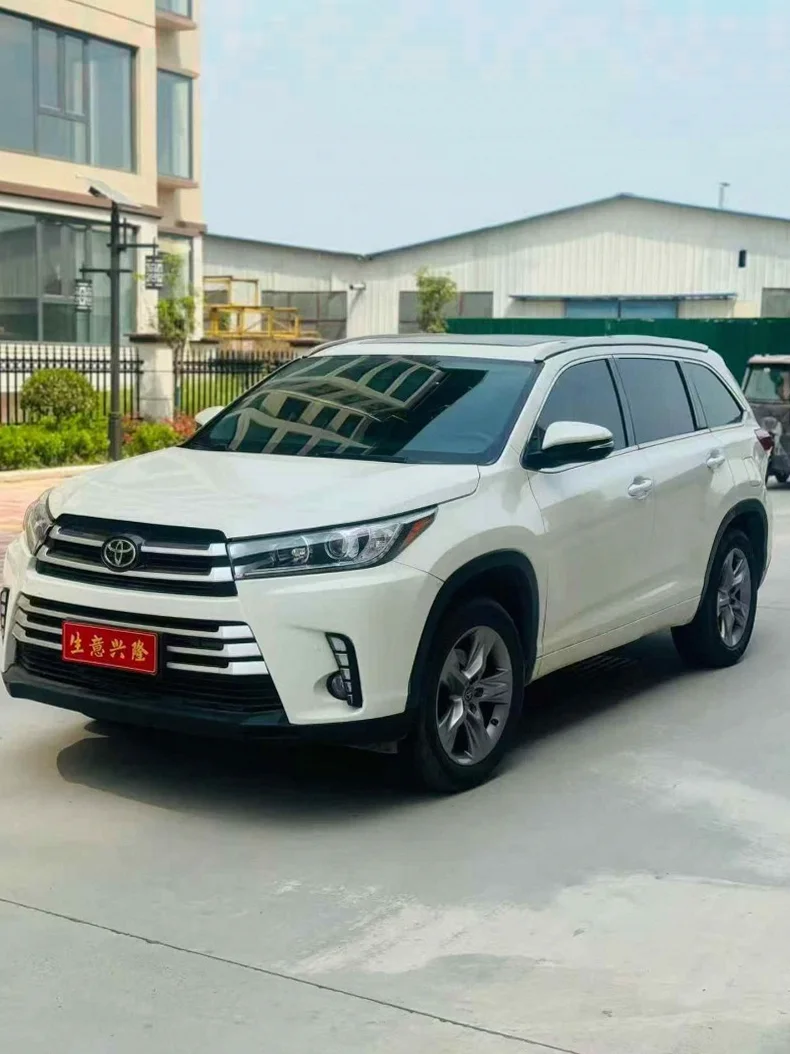 丰田汉兰达 正面外观二