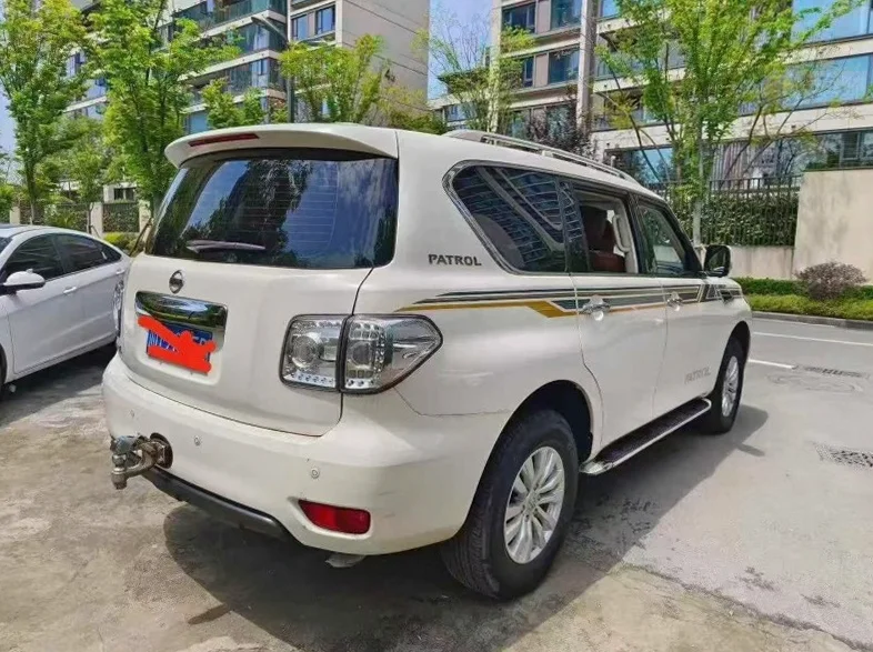 日产途乐 内饰前排